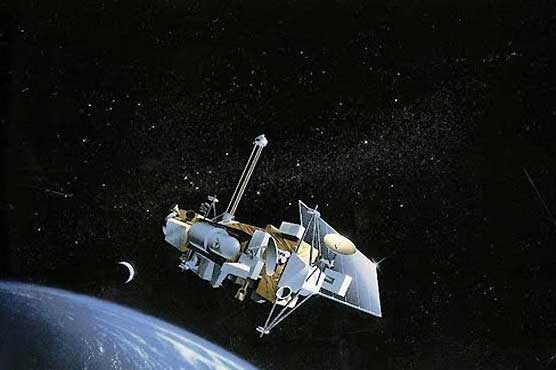 Russian satellite falls back to earth after launch