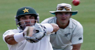 Wellington: Pakistan wins series by 1-0 after draw