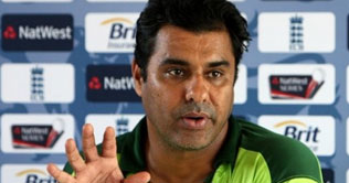 Waqar served showcause notice over remarks
