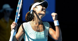 Li Na to face Kim Clijsters in Australian Open women's final