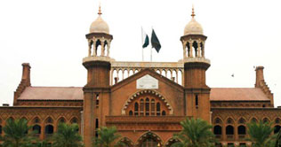 LHC seeks explanation over writ for removing names