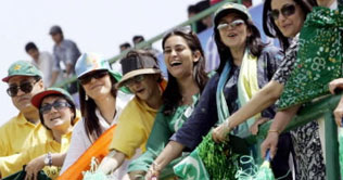 Karachi Blues to face Karachi Greens in Womens T20 final