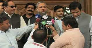 Pak parties should not contest AJK polls: Shujaat