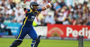Sri Lanka stroll to victory at Lords 