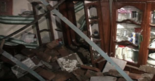 Bhalwal: 8 injured in roof collapse 