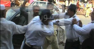 Toba traffic cops have it from angry drivers