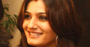 Mumbai: Bollywood actors appeal to adopt stray dogs