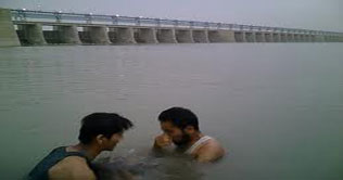 Bisham: 5 girls of a family drown