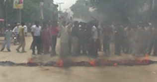 Gujranwala: Protest against load shedding