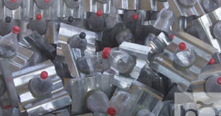 Novel way to lighten up slums in Philippines