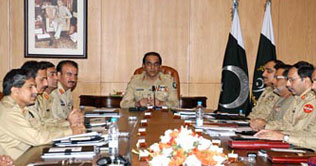 Commanders agree on fighting terror with own resources