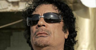 New blasts as Gaddafi vows to stay in land of ancestors