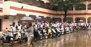 Mumbai: Gulf Monsoon Scooter Rally held 