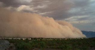 Giant dust storm moves through Phoenix area