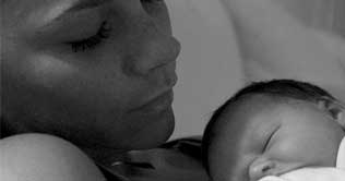 Beckham introduces daughter on Facebook