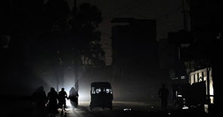 Power outages reach 14 hours