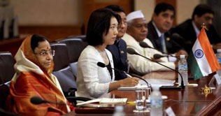 India, South Korea ink civil nuclear deal