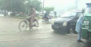 PMD forecast heavy rains in upper areas