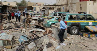 Suicide bomber kills 15 security men in Iraq
