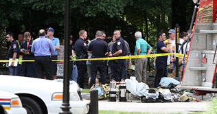 Small plane crashes in UK