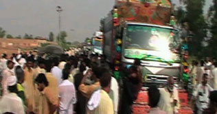 Quaidabad: Floodwater enters village, residents stage protest