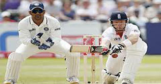 India praised for reprieving England century-maker 