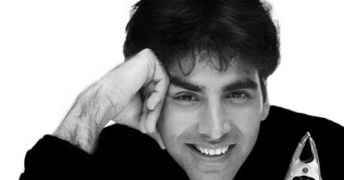 Akshay to dub for Transformers 3 