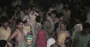 RYK: Protests against electricity suspension in Railway colony