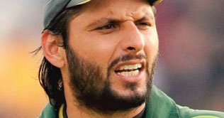 Afridis Lahori fans express solidarity 