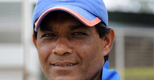 Rashid Latif returns to Pakistan in dismay 