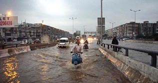 Plans devised to deal with torrential rain 