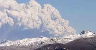 Volcanic ash grounds flights in Australia, NZ 