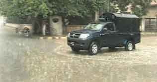 Rain relieves people from heat