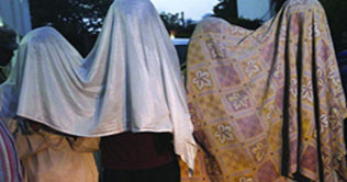 Karachi: 4 terrorists nabbed with weapons