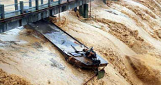 3 members of a China flood victim family saved 