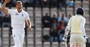 Third test: Sri Lanka on 81/4 in rain affected day 1 