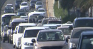 Saudi Arabia: Women challenge ban on driving 