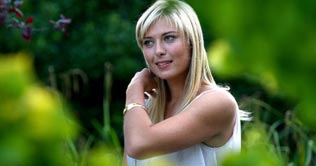 Top women tennis stars savour pre-Wimbledon party