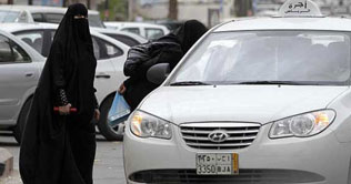 Saudi women protest on social media