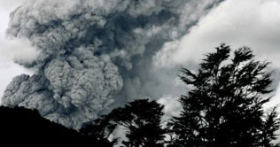Volcanic ash blankets Argentinean town