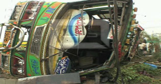 Two killed, 30 injured in Sheikhupura bus accident