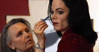 Madame Tussauds opens Michael Jackson exhibition