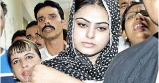 LHC seeks PML-N stance on Shumailas assembly membership 