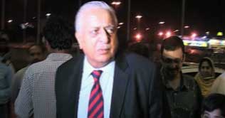 PCB chairman avoids media at Karachi airport
