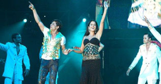 Yash Chopra comebacks with SRK, Kat