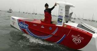 French adventurer sets out for Tahiti from Peru on board kite boat