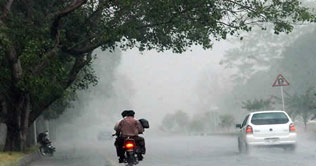 Rain in northern areas, snowfall on mountains: Met office  