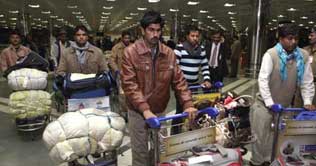Islamabad: 110 more Pakistanis return from Libya