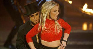Jenifer Lopez breaks into the Top 10; Britney makes her comeback  