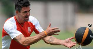 Kevin Peterson out of the World Cup due to injury 